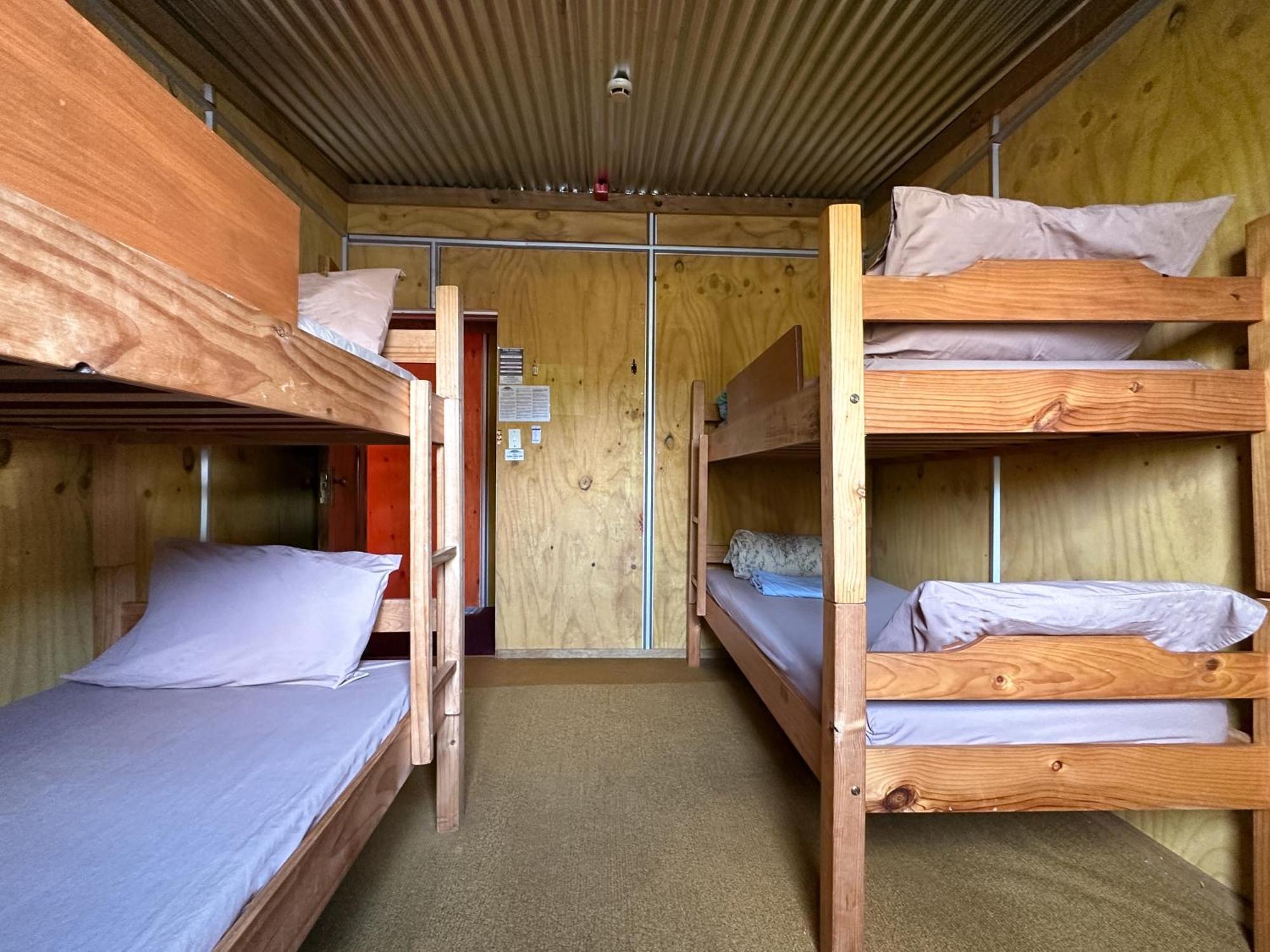 The Crossing Lodge & Backpackers Erua Extérieur photo