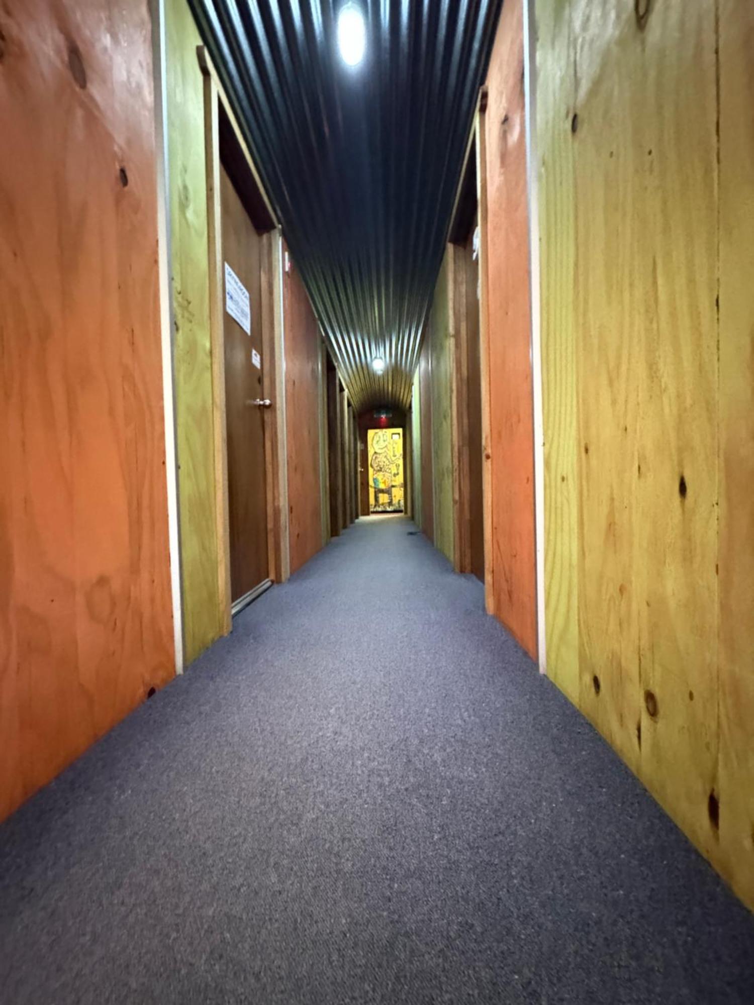 The Crossing Lodge & Backpackers Erua Extérieur photo